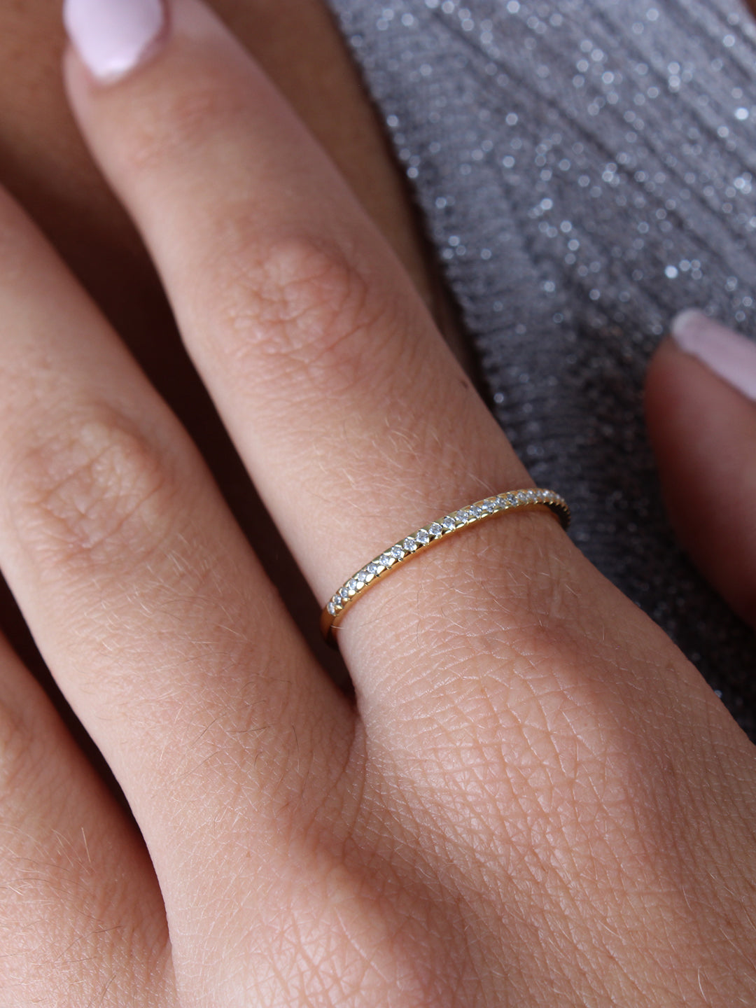 Colección Essentials | Anillo Dorotea de plata bañado en oro 18k. Marca Vesiica.