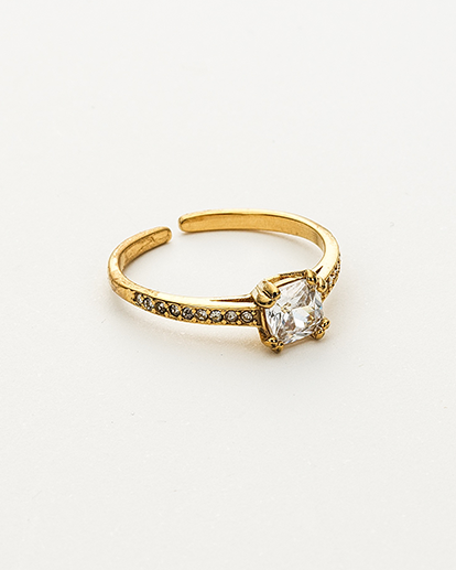 Colección Femme | Anillo Jaione de acero inoxidable bañado en oro 14k. Marca Vesiica.