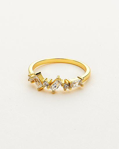 Colección Essentials | Anillo Mor de plata bañado en oro 18k. Marca Vesiica.