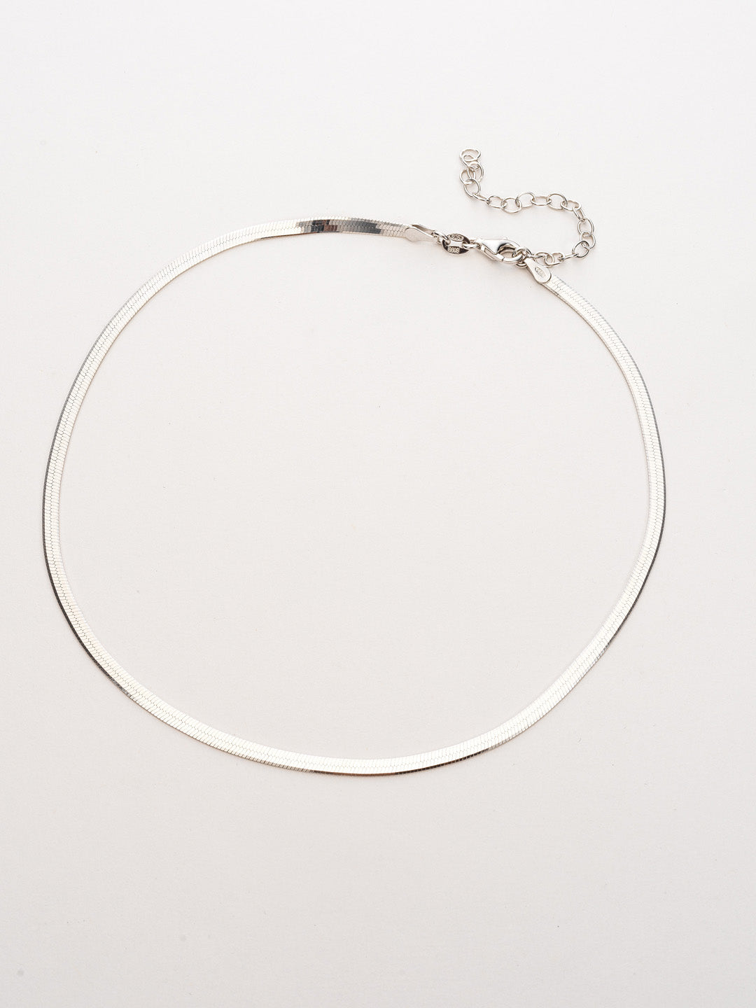 Colección Essentials | Collar Amelie de plata. Marca Vesiica.