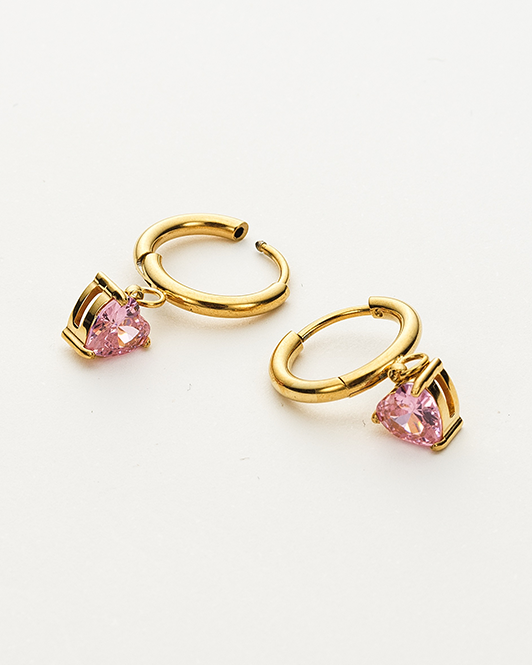 Colección Midnight | Pendientes Eve de acero inoxidable bañados en oro 18k. Marca Vesiica.