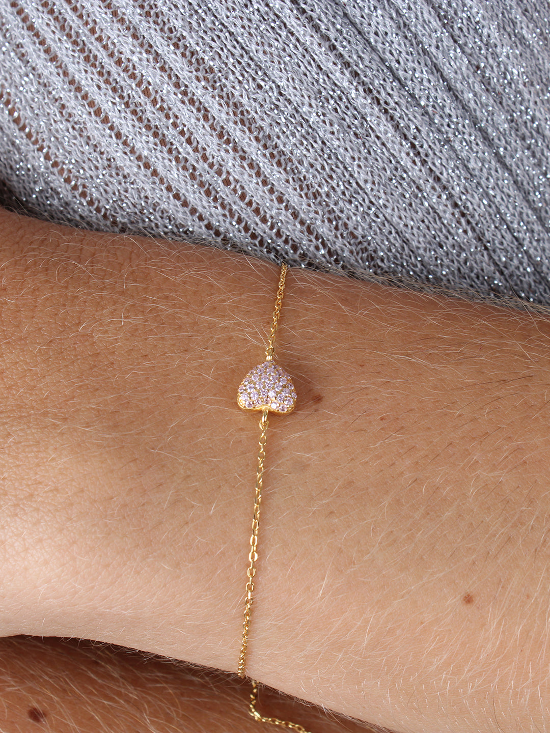 Colección Femme | Pulsera Hart de plata bañada en oro 18k. Marca Vesiica.