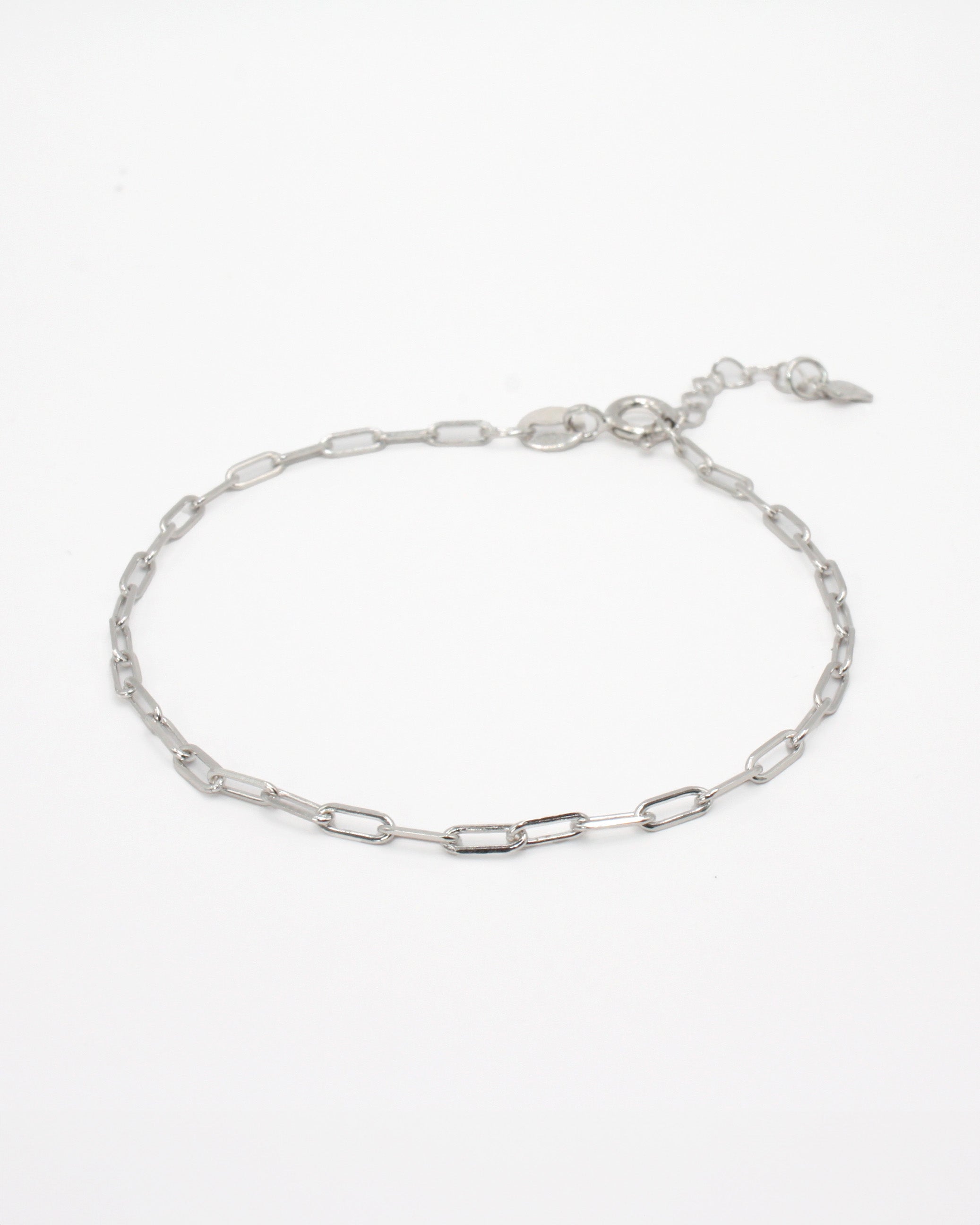 Colección Stellare | Pulsera Mel plateada de plata bañada en rodio. Marca Vesiica.